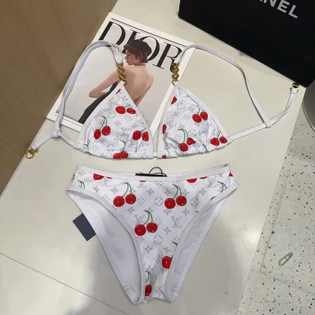 スーパーコピー シャネル 水着