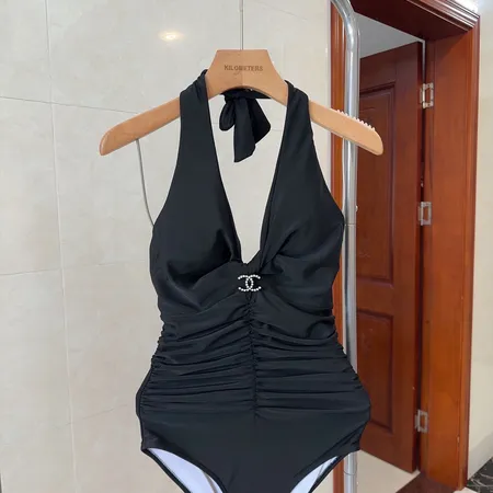 スーパーコピー シャネル 水着