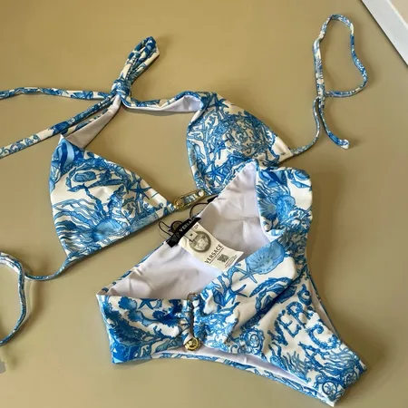  スーパーコピー シュプリーム 水着