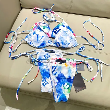 スーパーコピー シャネル 水着