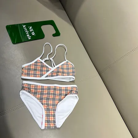  スーパーコピー バーバリー ス 水着