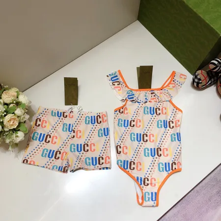 スーパーコピー グッチ 水着