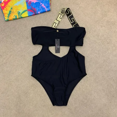 スーパーコピー ヴェルサーチ 水着