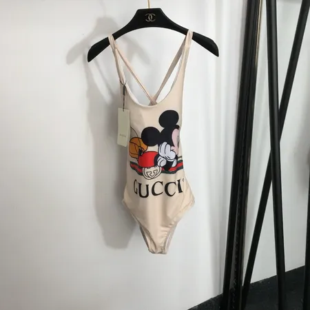 スーパーコピー グッチ 水着