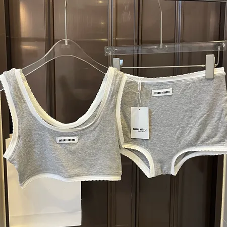  スーパーコピー ミュウミュウ 水着