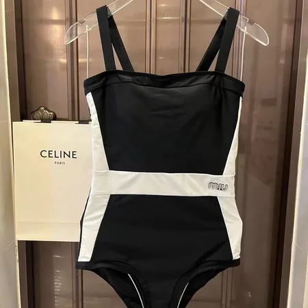  スーパーコピー ミュウミュウ 水着