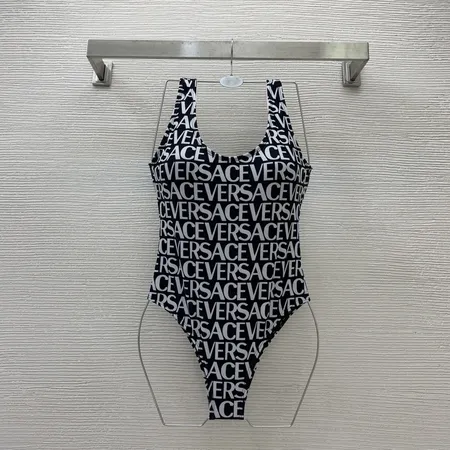 スーパーコピー ヴェルサーチ 水着