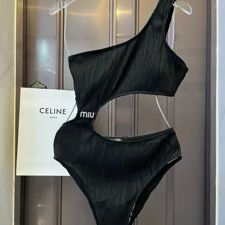  スーパーコピー ミュウミュウ 水着