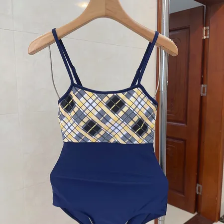  スーパーコピー バーバリー ス 水着