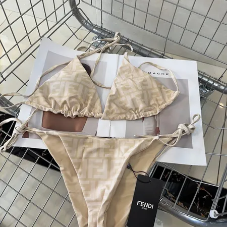 スーパーコピー フェンディ 水着