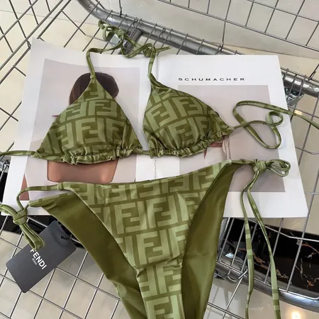 スーパーコピー フェンディ 水着