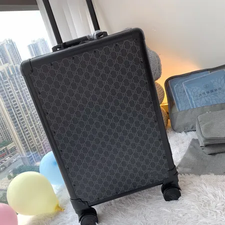 スーパーコピー グッチ スーツケース