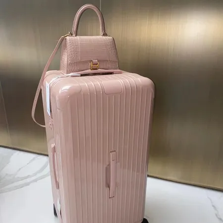 スーパーコピー リモワ スーツケース