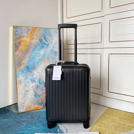 スーパーコピー リモワ スーツケース