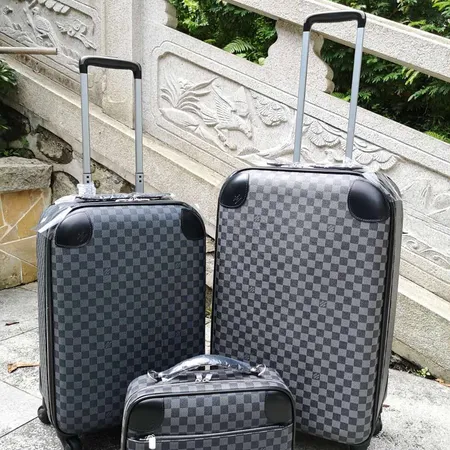 スーパーコピー ルイヴィトン スーツケース
