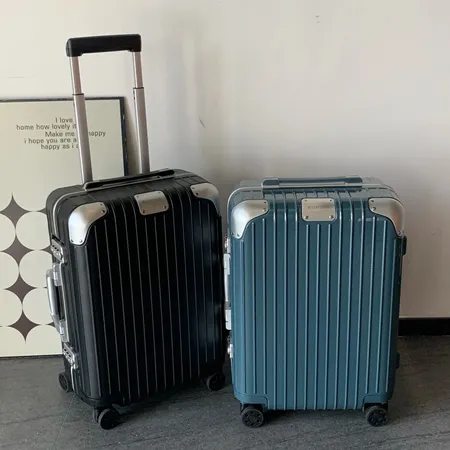 スーパーコピー リモワ スーツケース