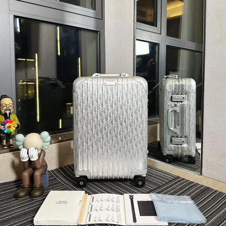 スーパーコピー リモワ スーツケース