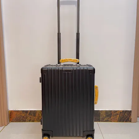 スーパーコピー リモワ スーツケース