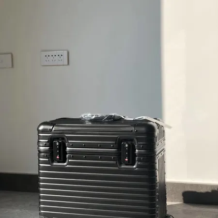 スーパーコピー リモワ スーツケース