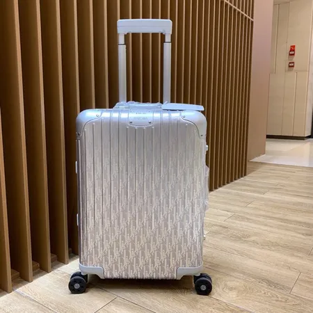 スーパーコピー ディオール スーツケース