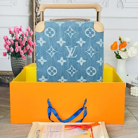  スーパーコピー ルイヴィトン スーツケース