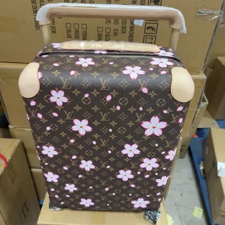  スーパーコピー ルイヴィトン スーツケース