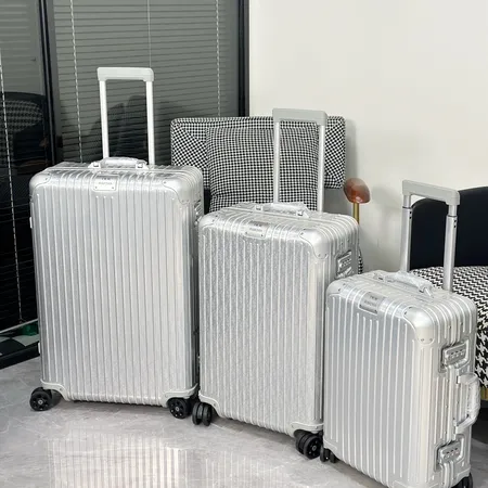 スーパーコピー ディオール スーツケース