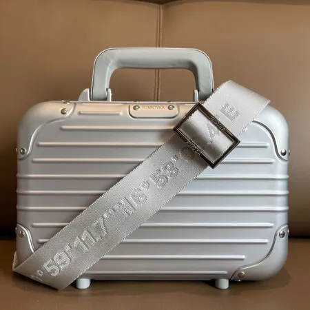 スーパーコピー リモワ スーツケース