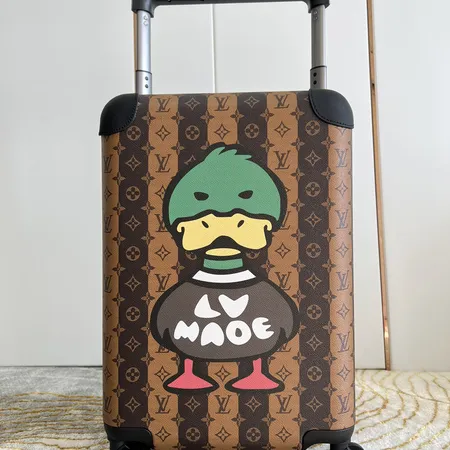 スーパーコピー ルイヴィトン スーツケース