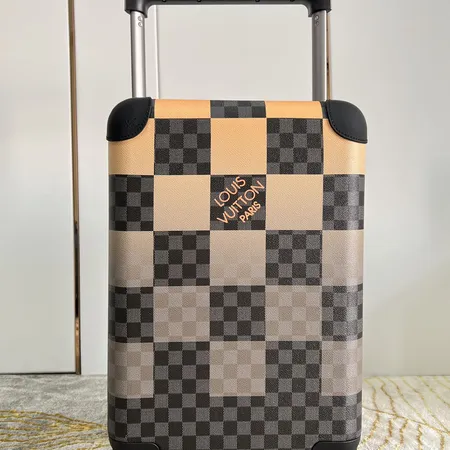 スーパーコピー ルイヴィトン スーツケース