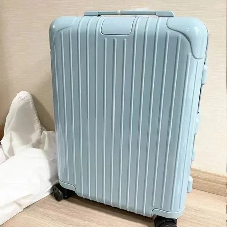  スーパーコピー リモワ スーツケース