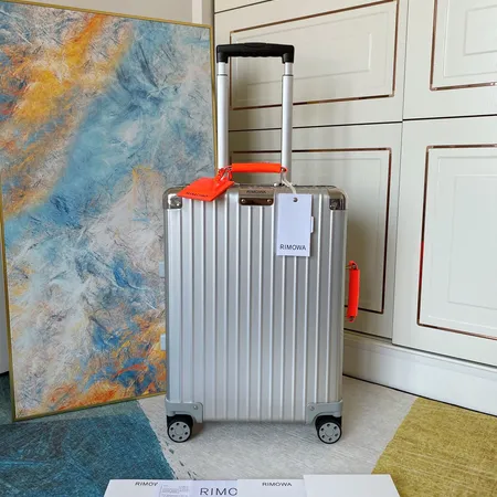 スーパーコピー リモワ スーツケース