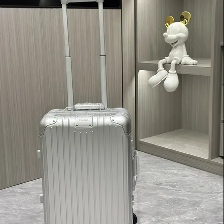 スーパーコピー リモワ スーツケース