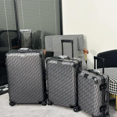  スーパーコピー グッチ スーツケース