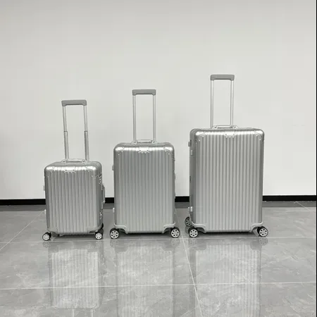 スーパーコピー リモワ スーツケース