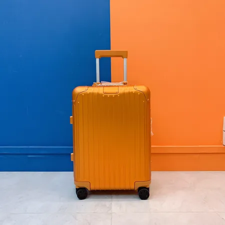 スーパーコピー リモワ スーツケース