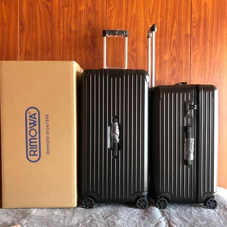 スーパーコピー リモワ スーツケース
