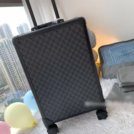 スーパーコピー グッチ スーツケース
