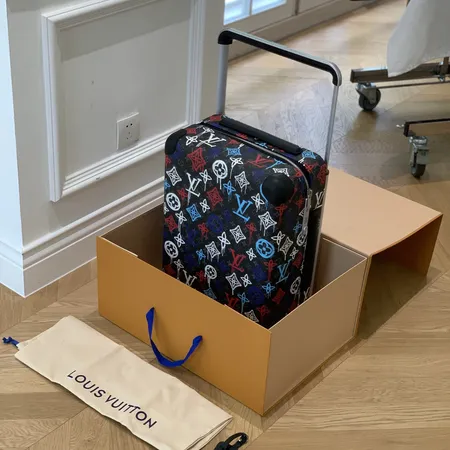 スーパーコピー ルイヴィトン スーツケース
