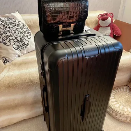 スーパーコピー リモワ スーツケース