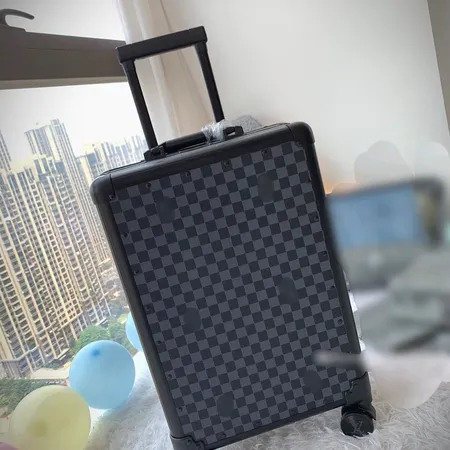 スーパーコピー ルイヴィトン スーツケース