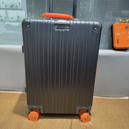 スーパーコピー リモワ スーツケース