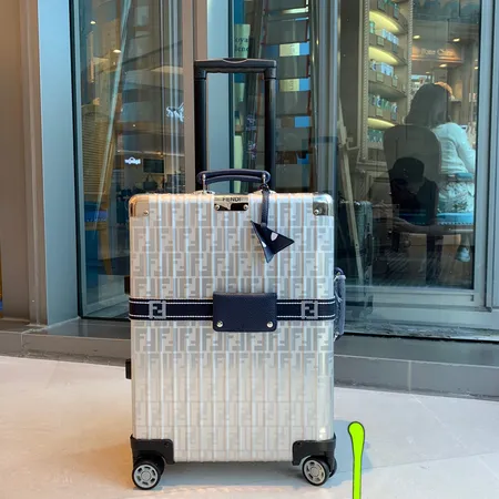 スーパーコピー ディオール スーツケース