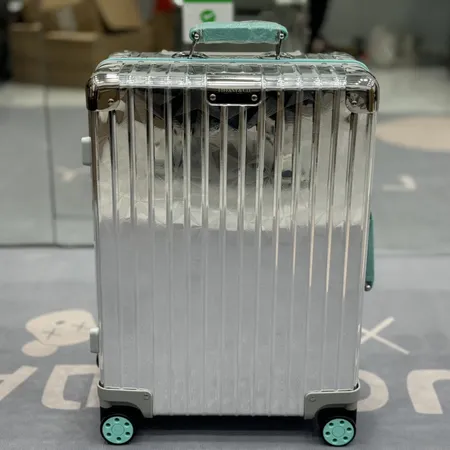  スーパーコピー ティファニー スーツケース