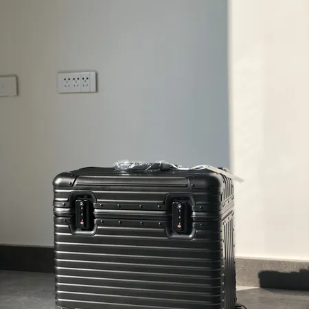 スーパーコピー リモワ スーツケース