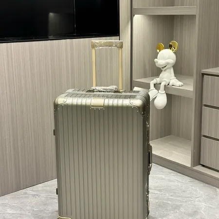 スーパーコピー リモワ スーツケース