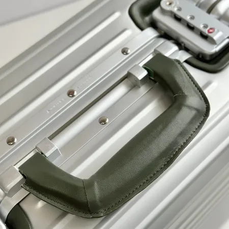 スーパーコピー リモワ スーツケース