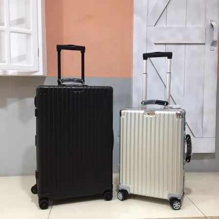 スーパーコピー リモワ スーツケース