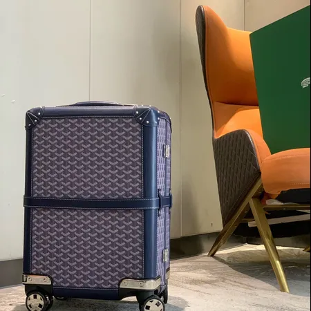 スーパーコピー フェンディ スーツケース