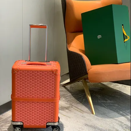 スーパーコピー フェンディ スーツケース